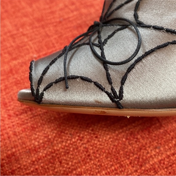 Marco De Vincenzo Spider's web-embroidered Satin Mules Shoes - Picture 10 of 13